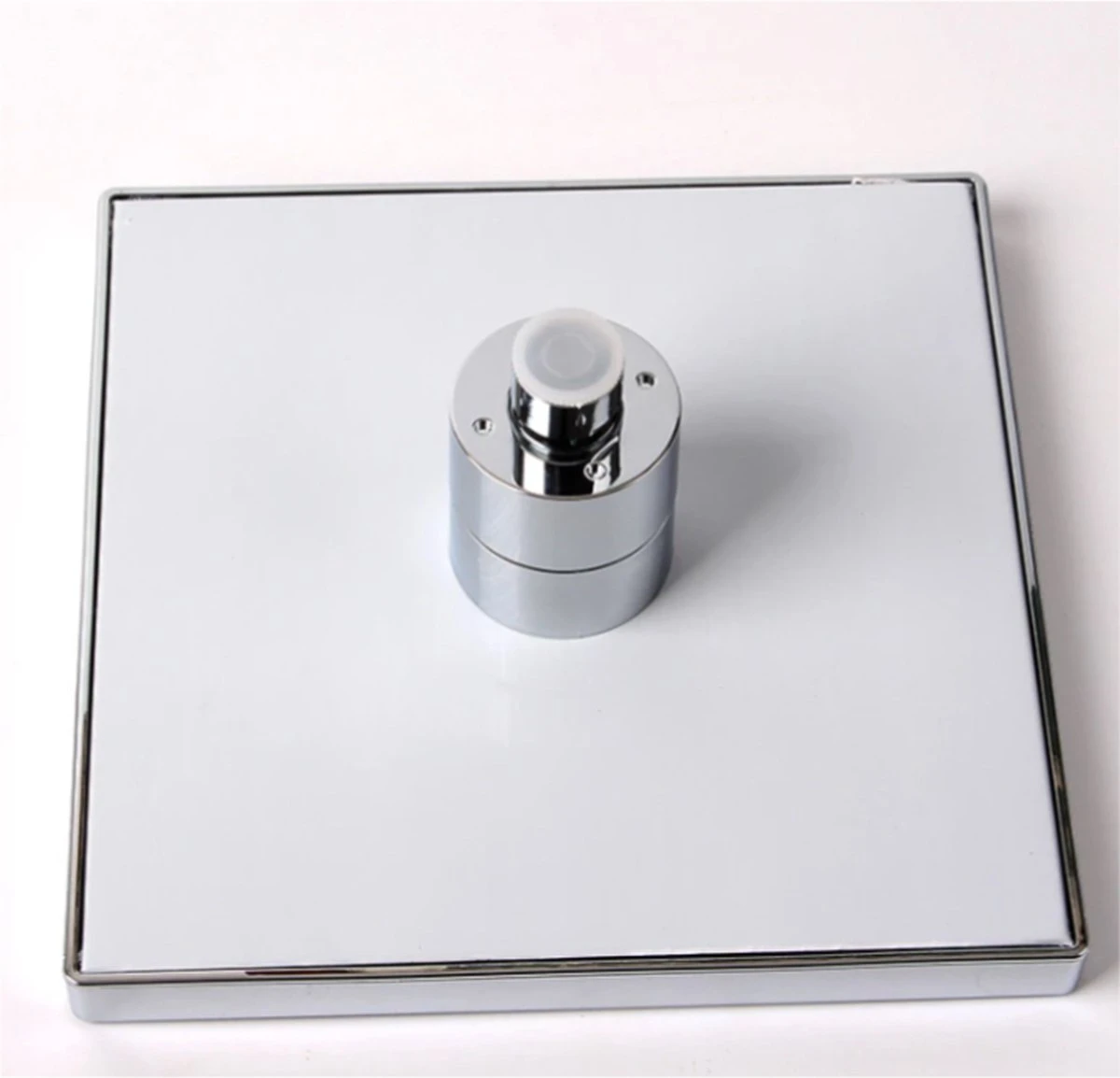 Jawes- LED Regendouche- Zilver- Douchekop- 20x20cm- Verschillende Kleuren- RVS- LED Verlichting 3 Jawes- LED Regendouche- Zilver- Douchekop- 20x20cm- Verschillende Kleuren- RVS- LED Verlichting - Afbeelding 3