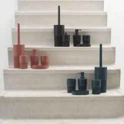 Sealskin Brave Tandenborstelbeker Vrijstaand - Zwart -Mooie Badkamer 1200x1200 407