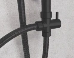 SCHÜTTE Mallorca Douchesysteem - Regendouche - 95 Cm Stang - Wandhouder In Hoogte Verstelbaar - Mat Zwart 15 SCHÜTTE Mallorca Douchesysteem - Regendouche - 95 Cm Stang - Wandhouder In Hoogte Verstelbaar - Mat Zwart -Mooie Badkamer 1200x931 2