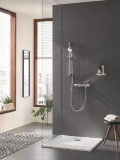GROHE Grohtherm-1000 Performance Renovatieset - Met Thermostaatkraan, Koppelingen, Glijstang En Hoofddouche - CoolTouch - Chroom -Mooie Badkamer 899x1200 20